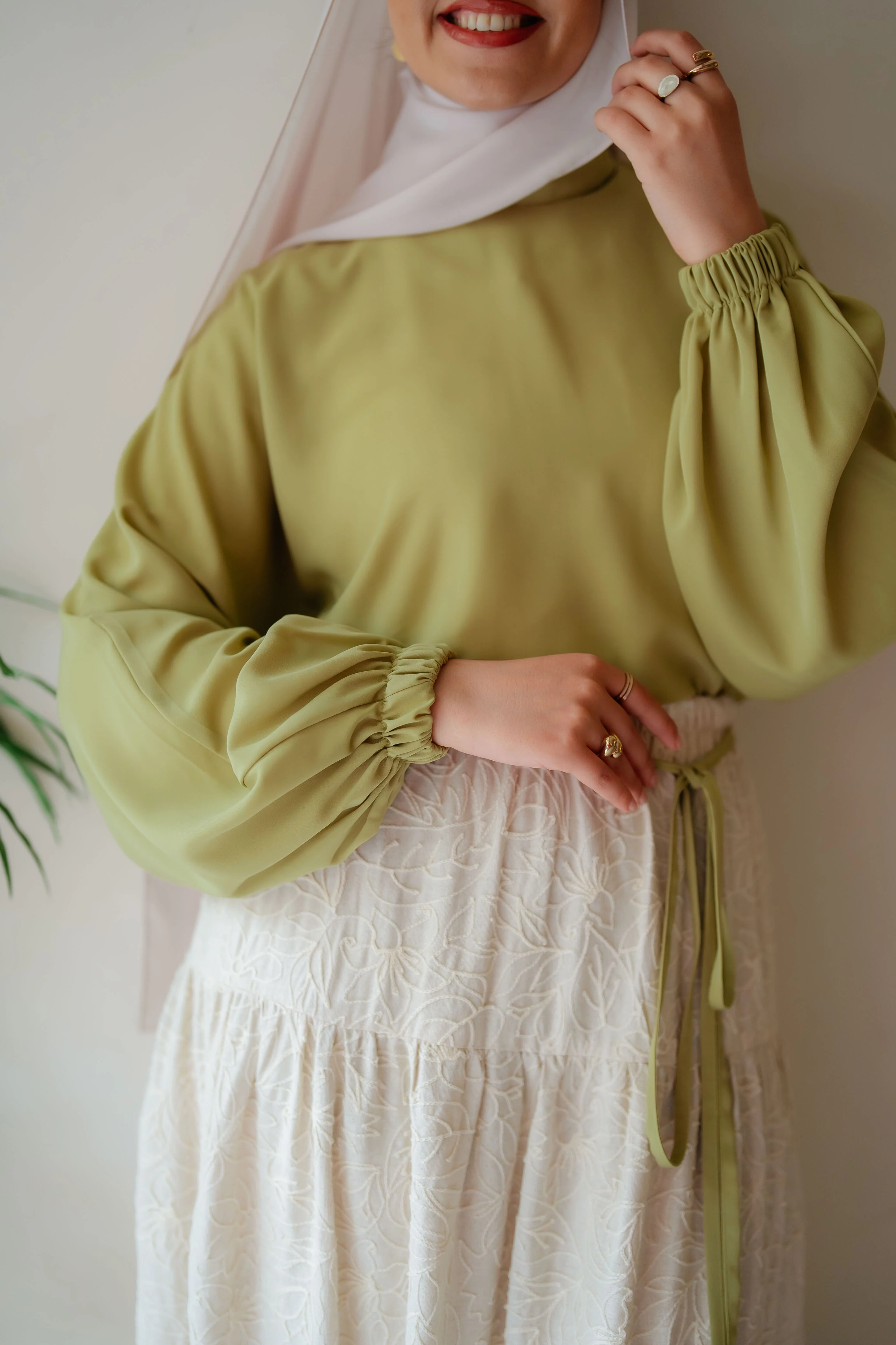 Balloon Blouse - Image 3