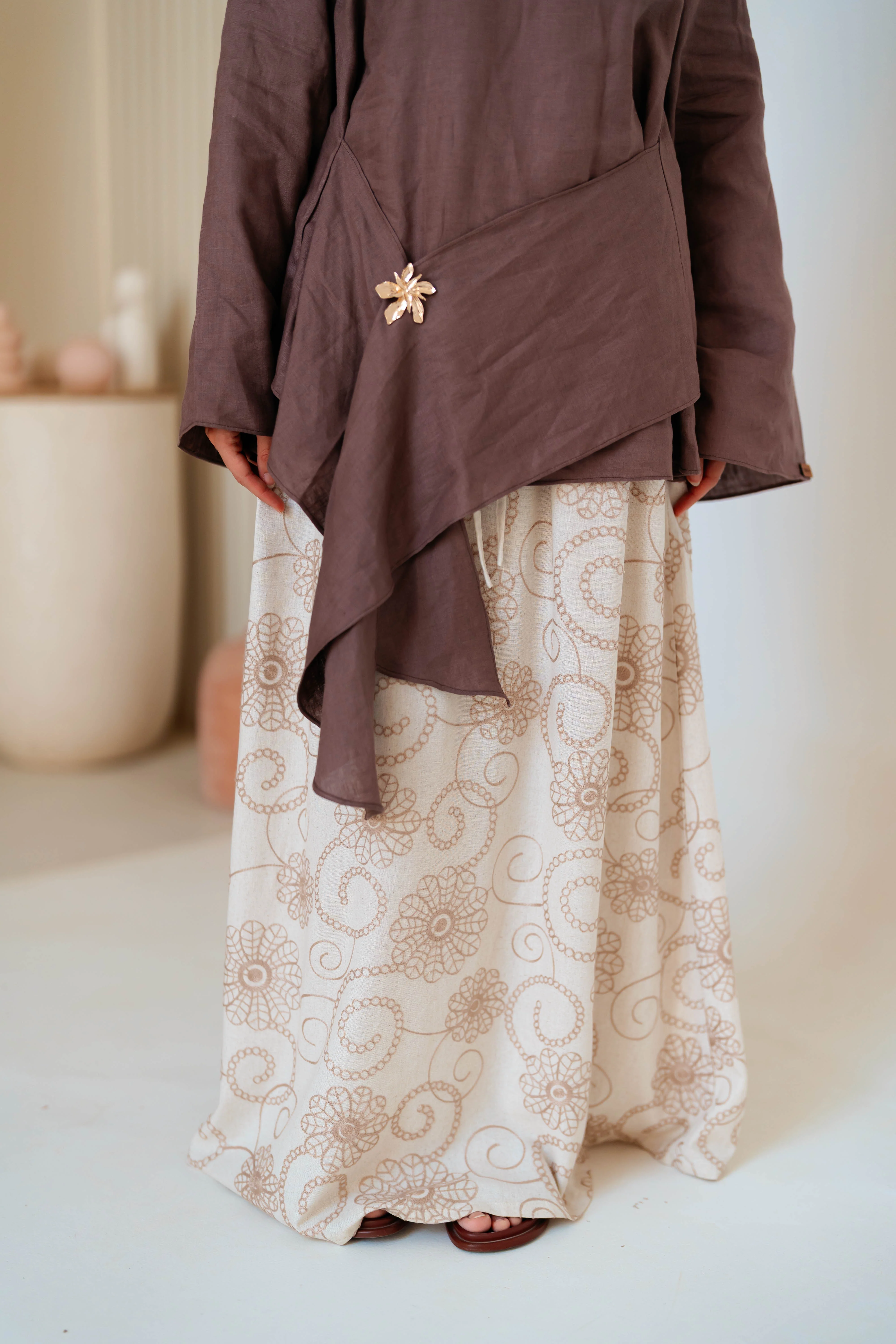 Brooch Blouse - Image 11