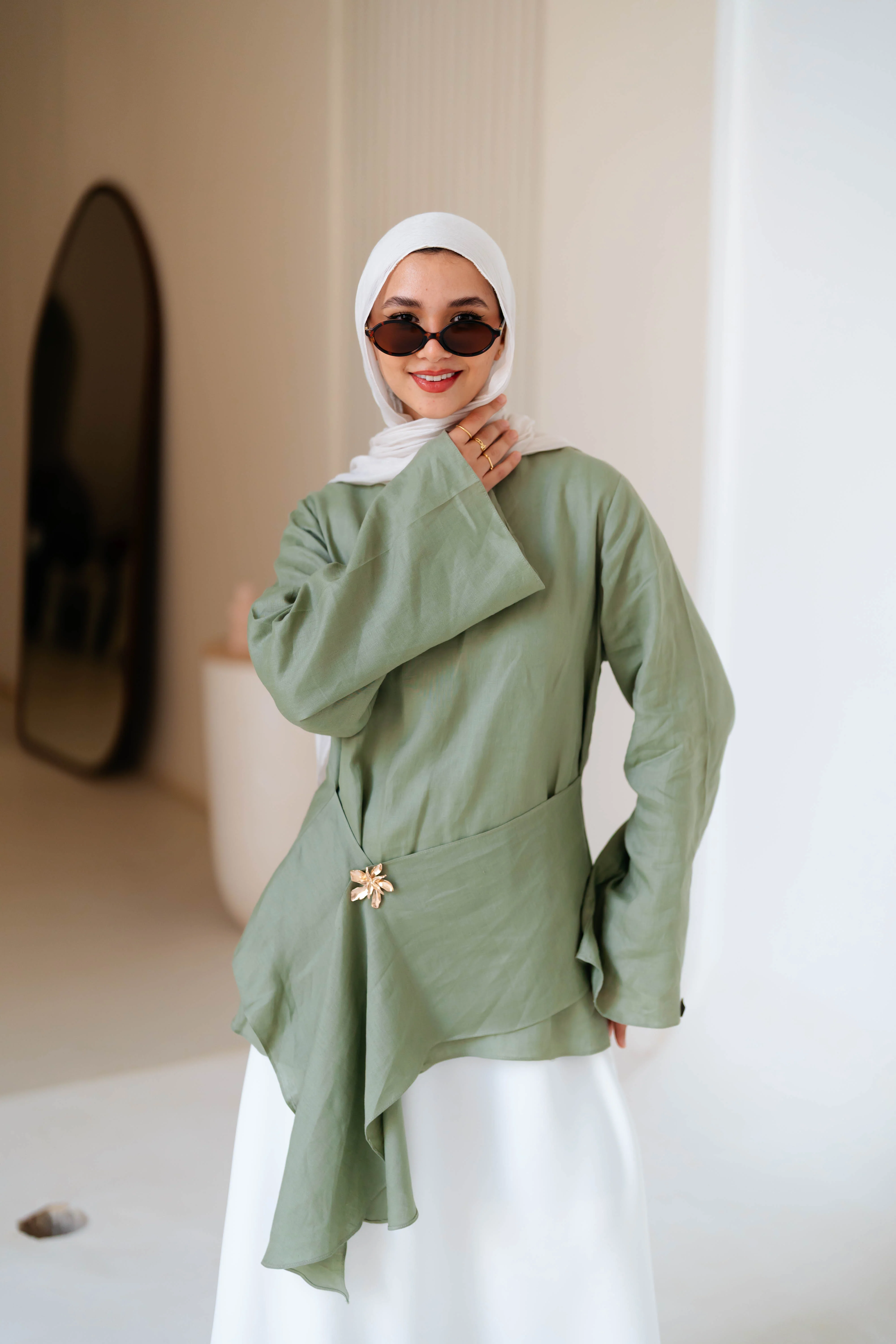Brooch Blouse - Image 18