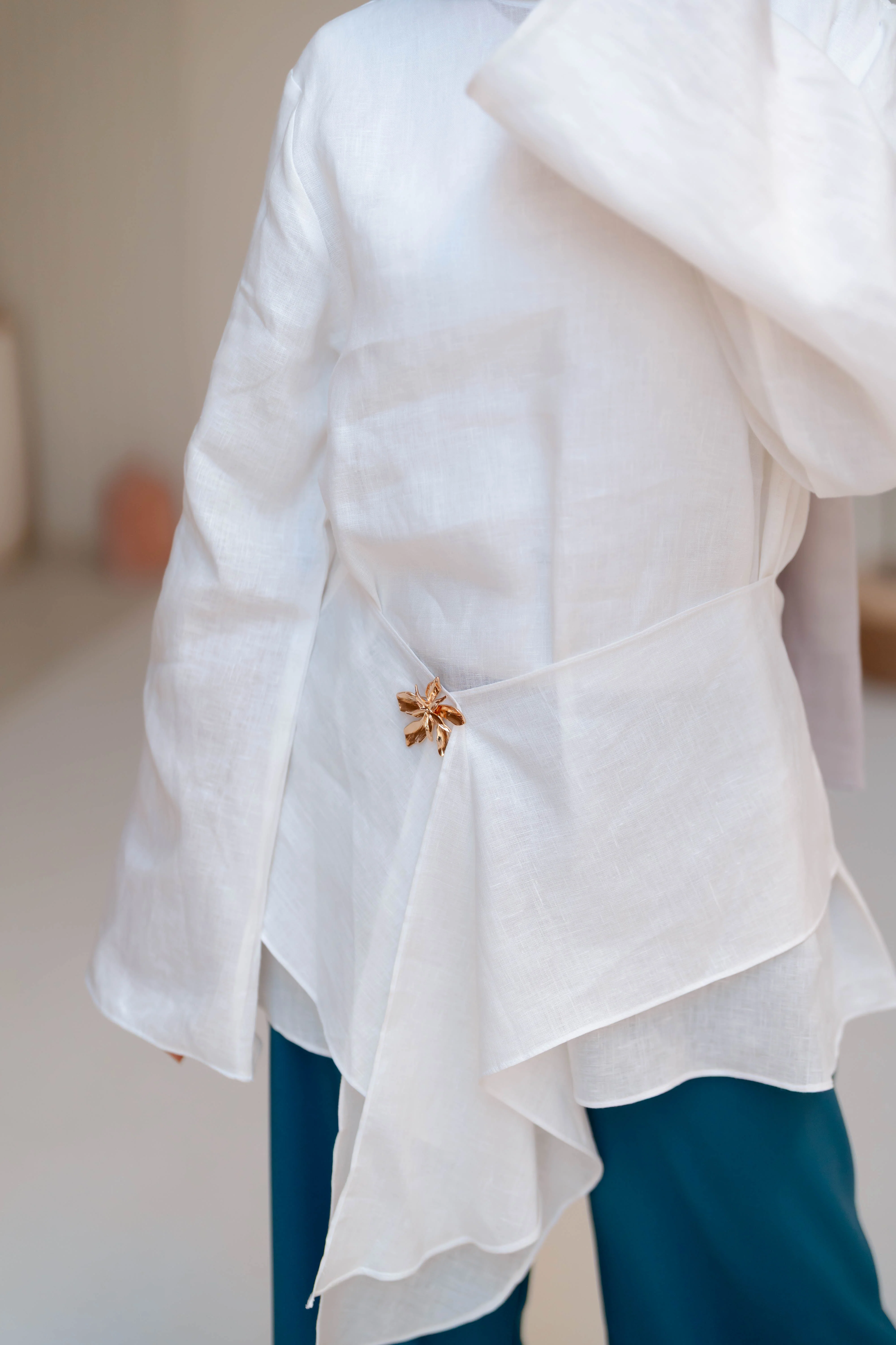 Brooch Blouse - Image 23