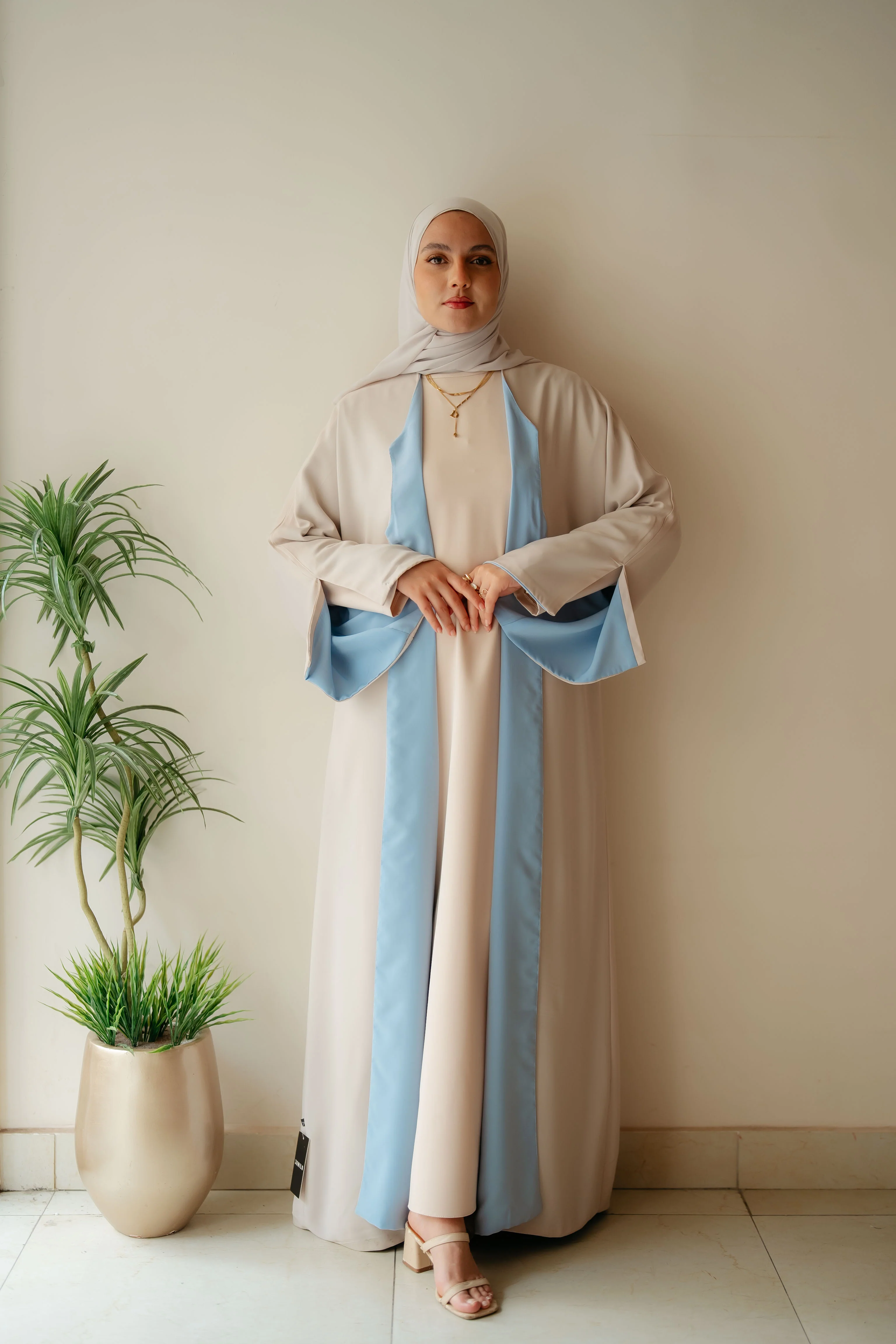 Double face abaya - Image 11