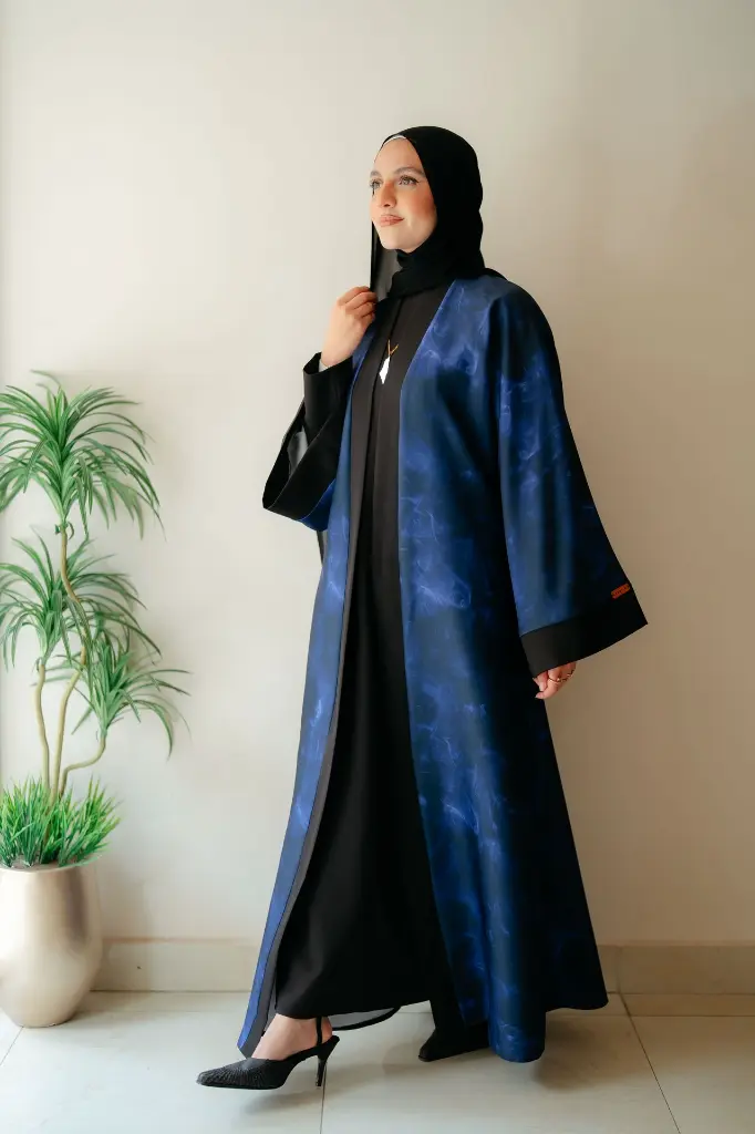 Glow Abaya - Image 3