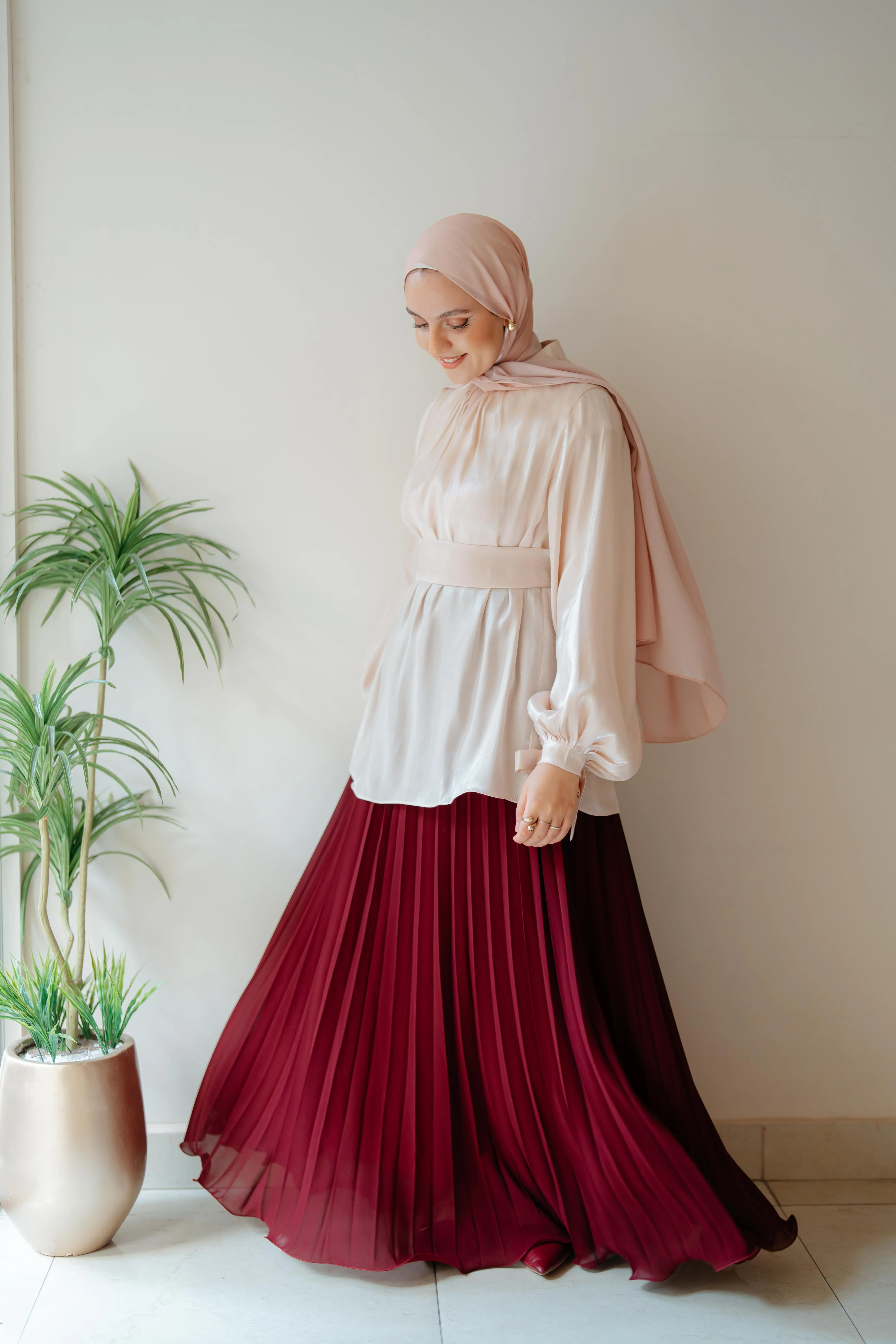 Lovely pleats - Image 7