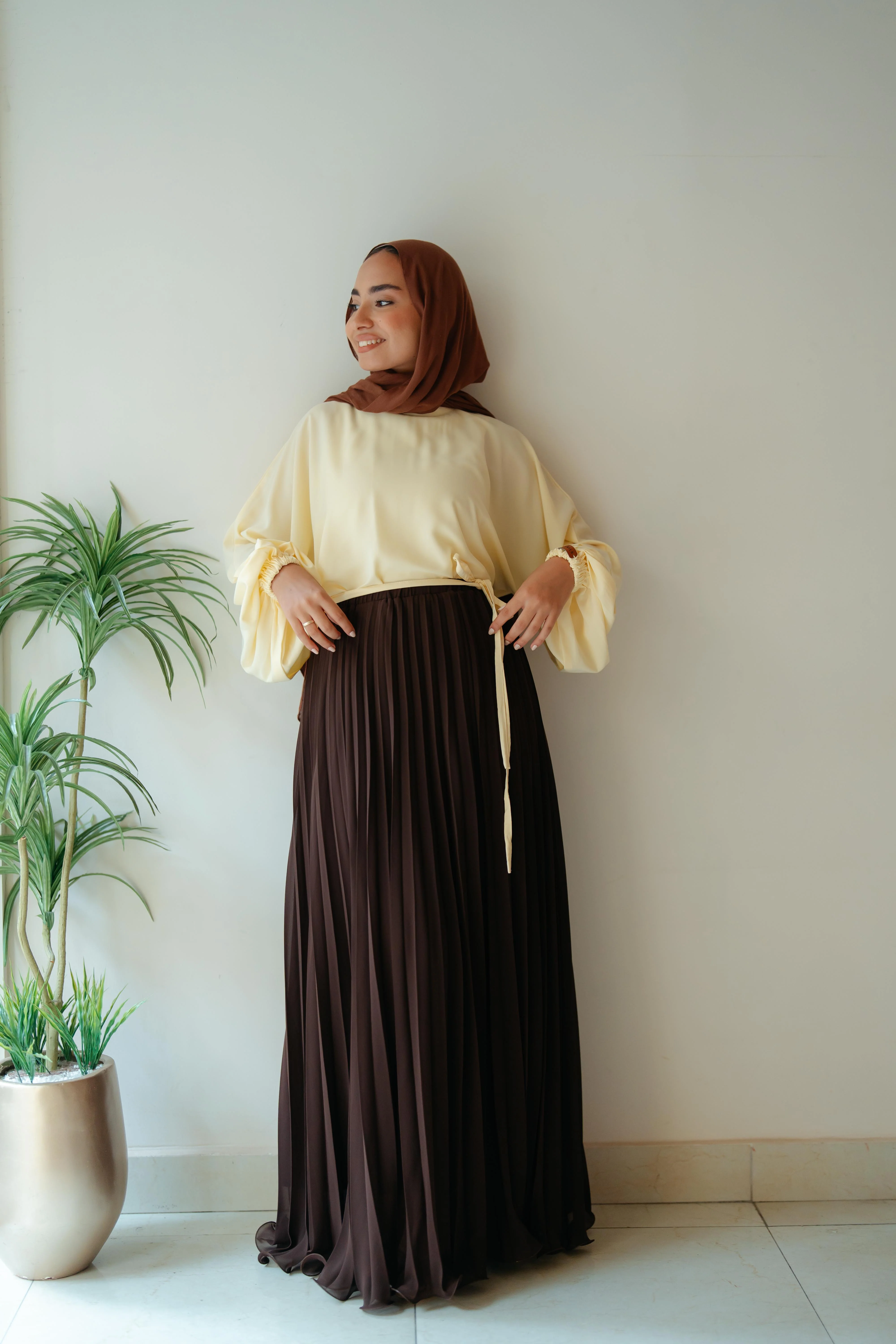 Lovely pleats - Image 9