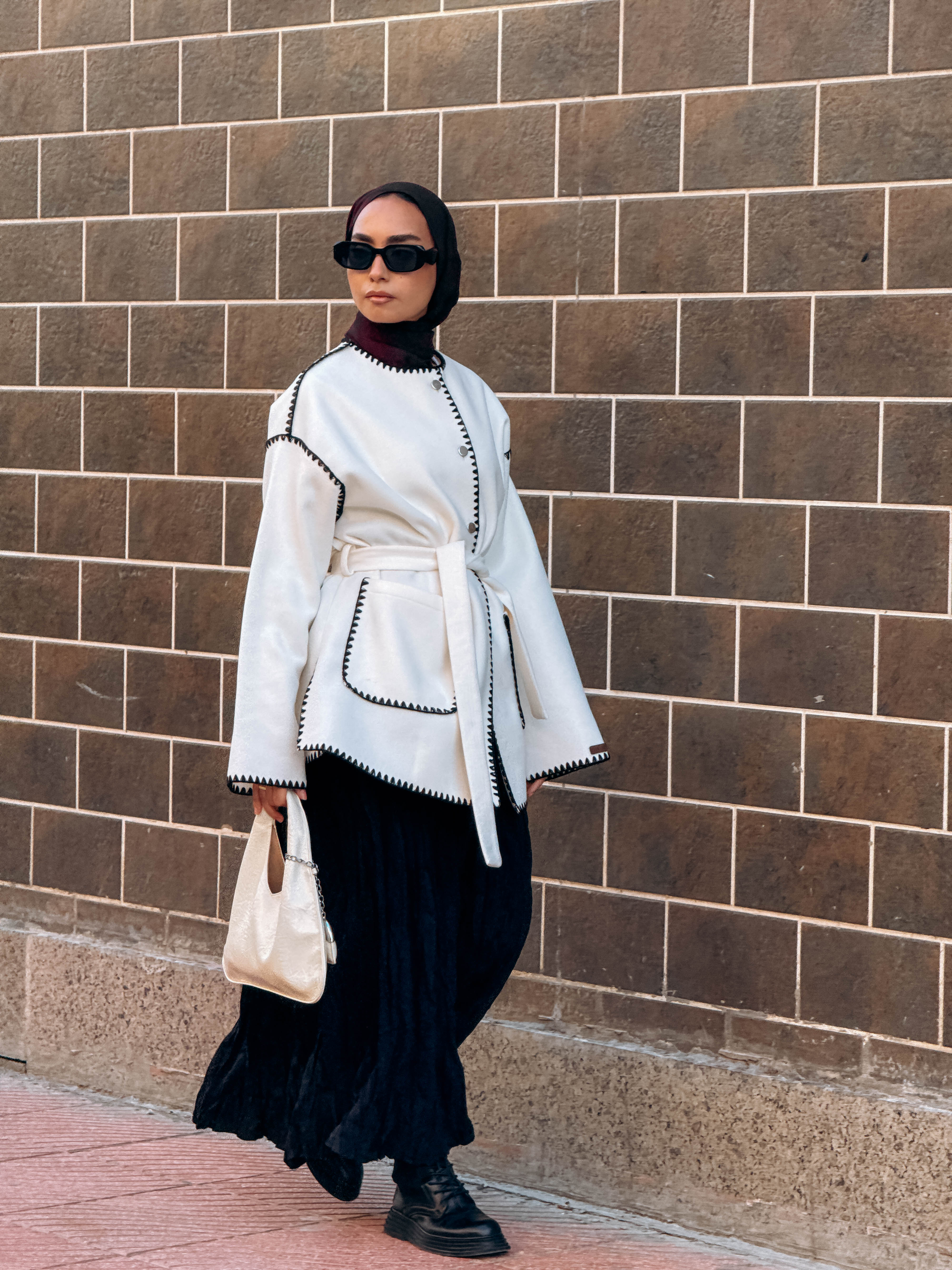 Noir Coat - Image 4