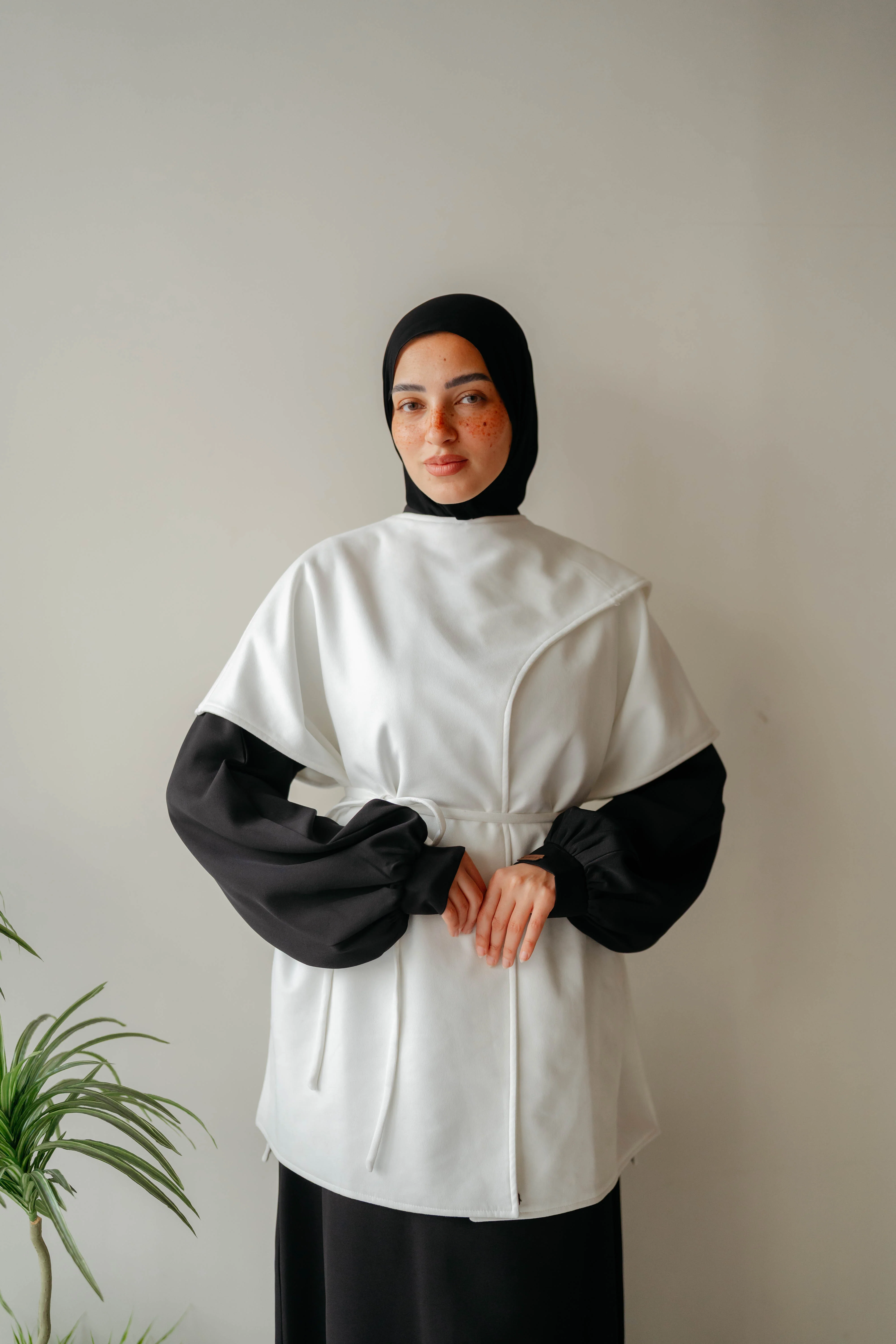 Nouren Vest - Image 17