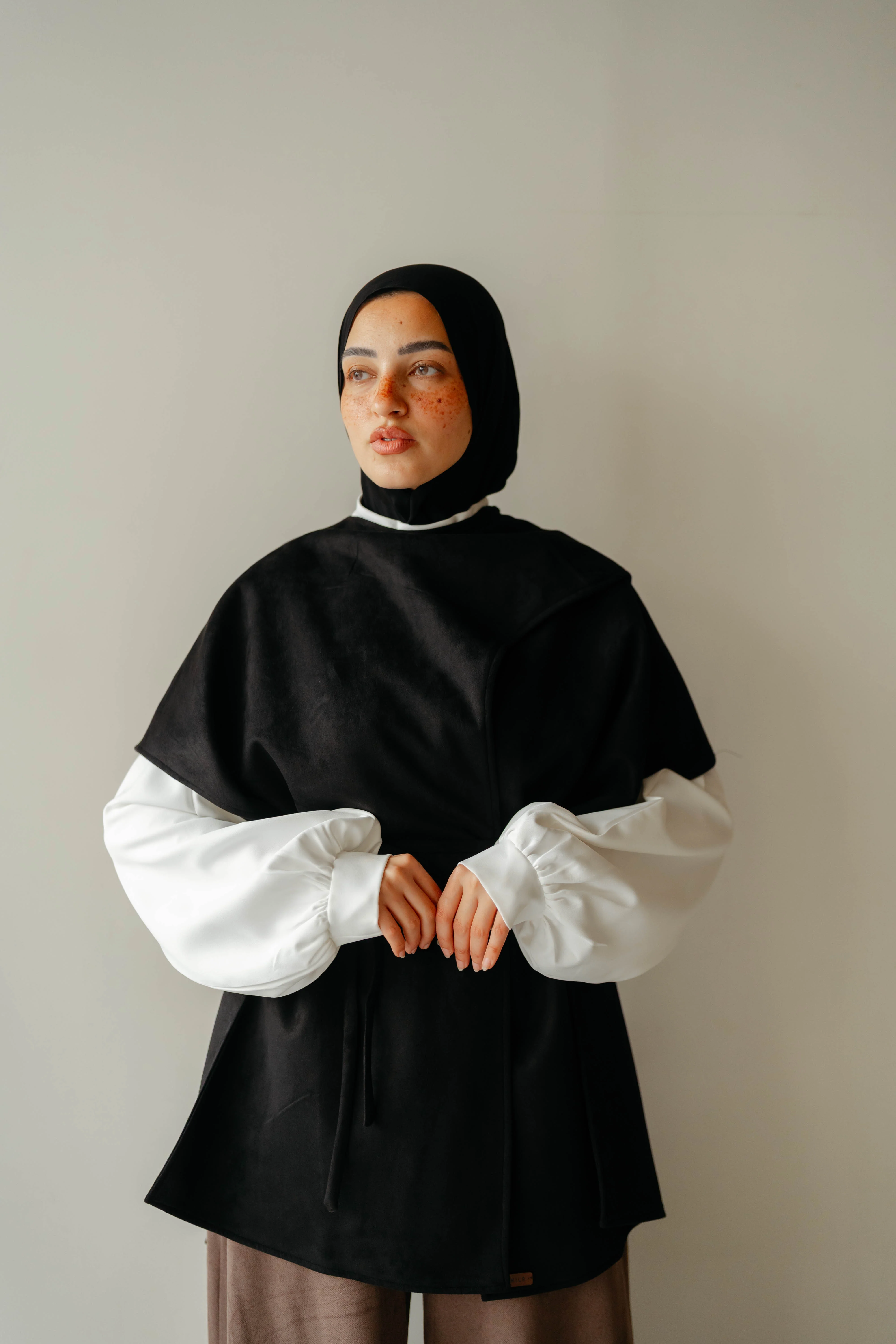 Nouren Vest - Image 20