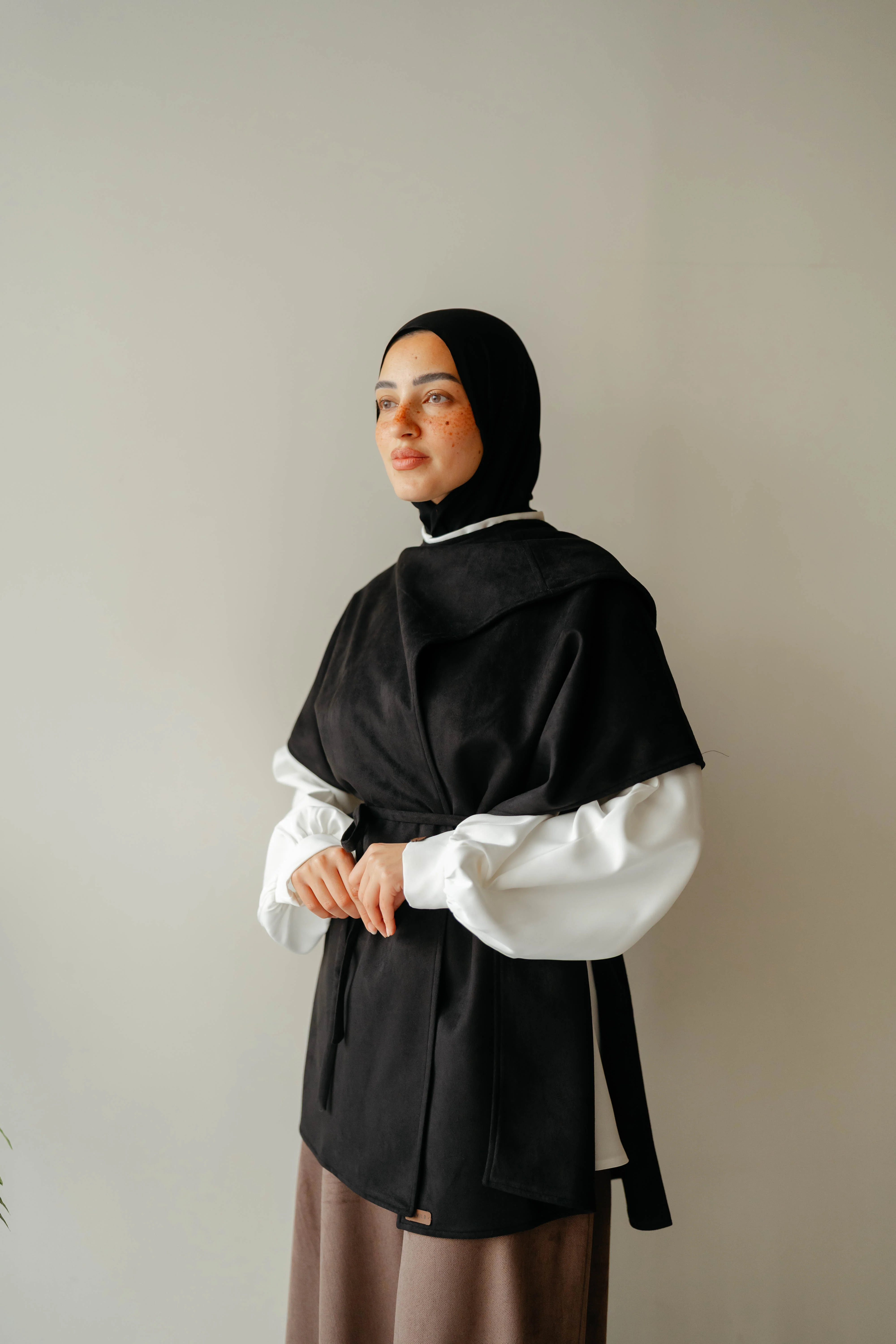 Nouren Vest - Image 23