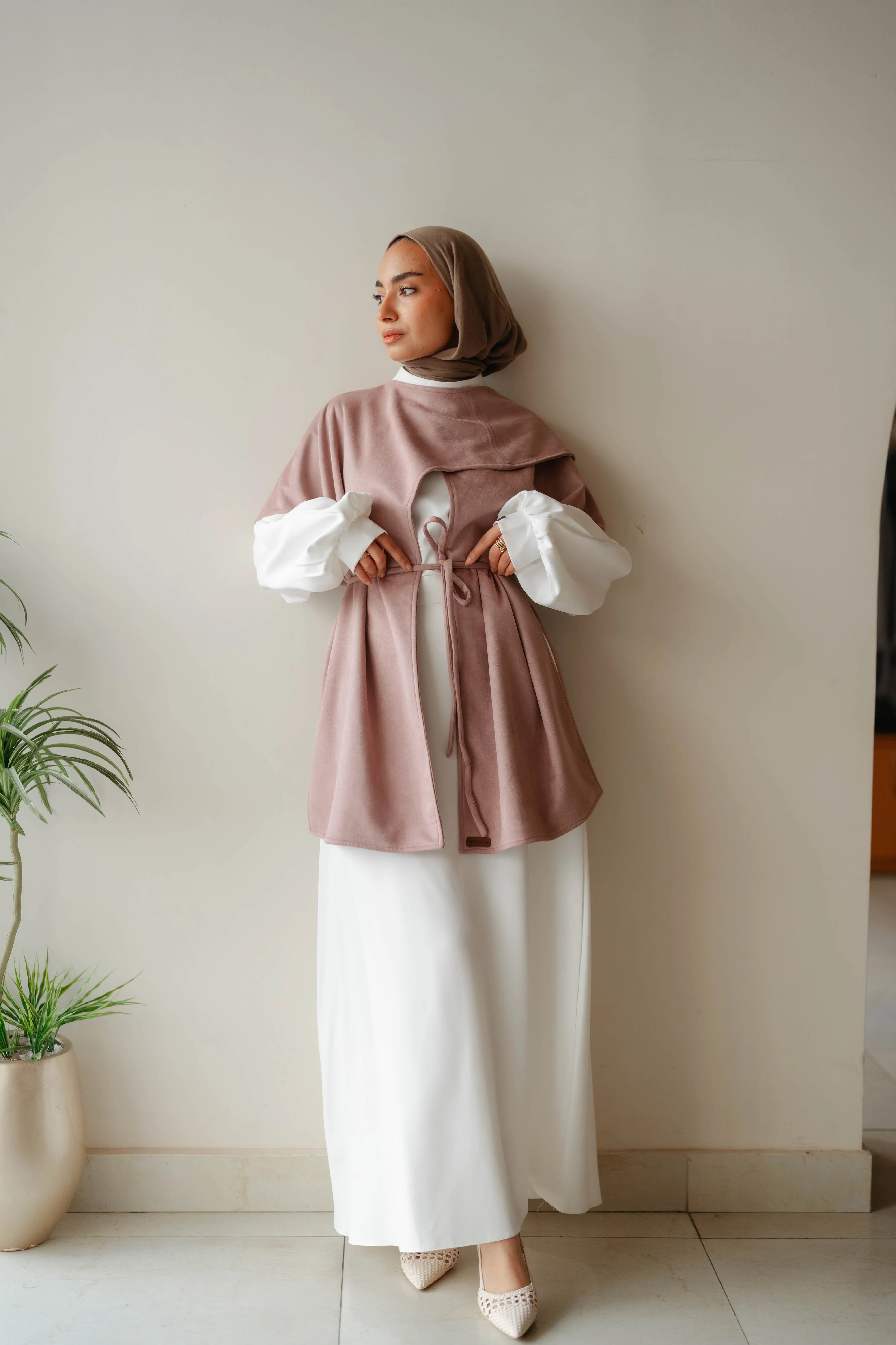 Nouren Vest - Image 33
