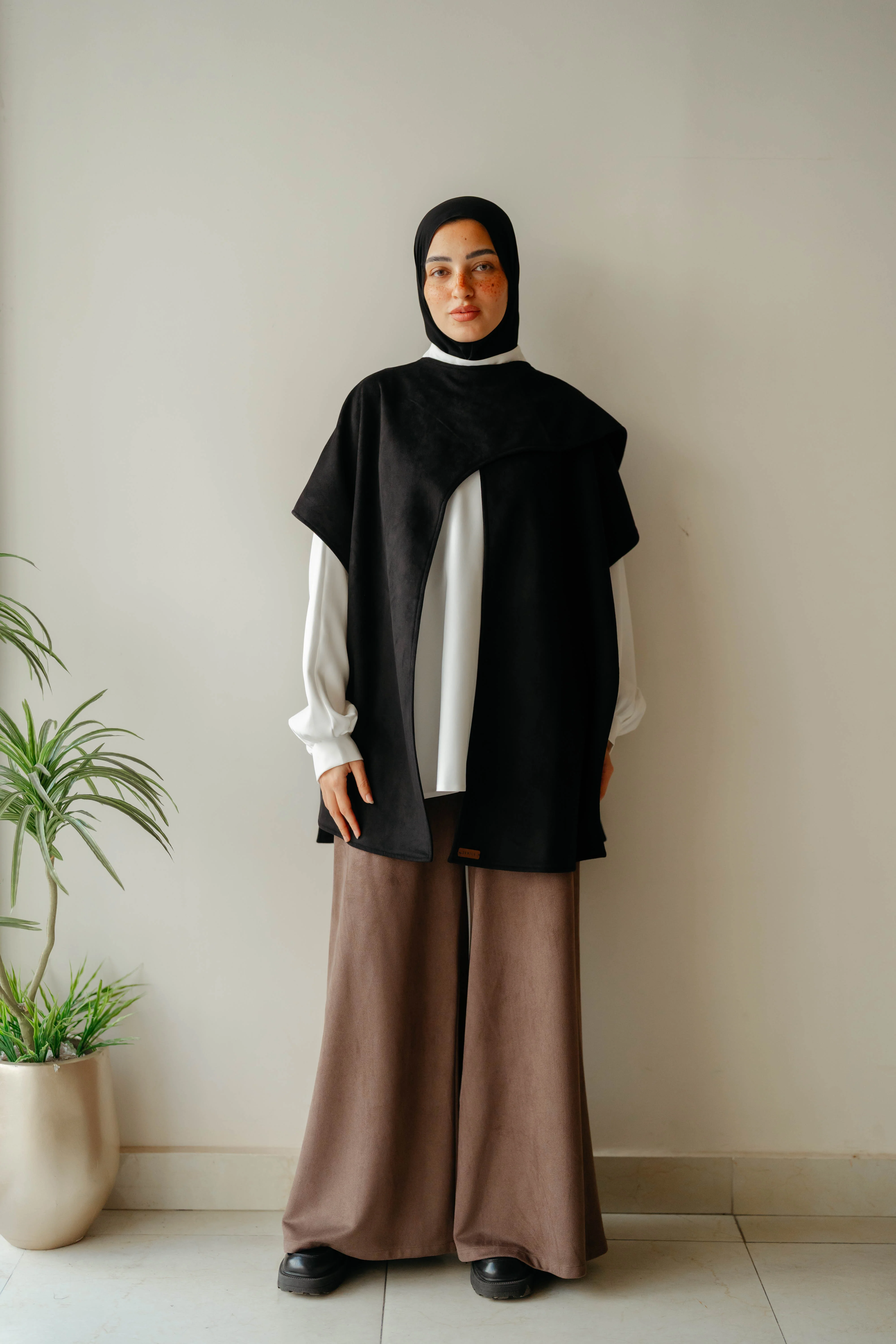 Nouren Vest - Image 42