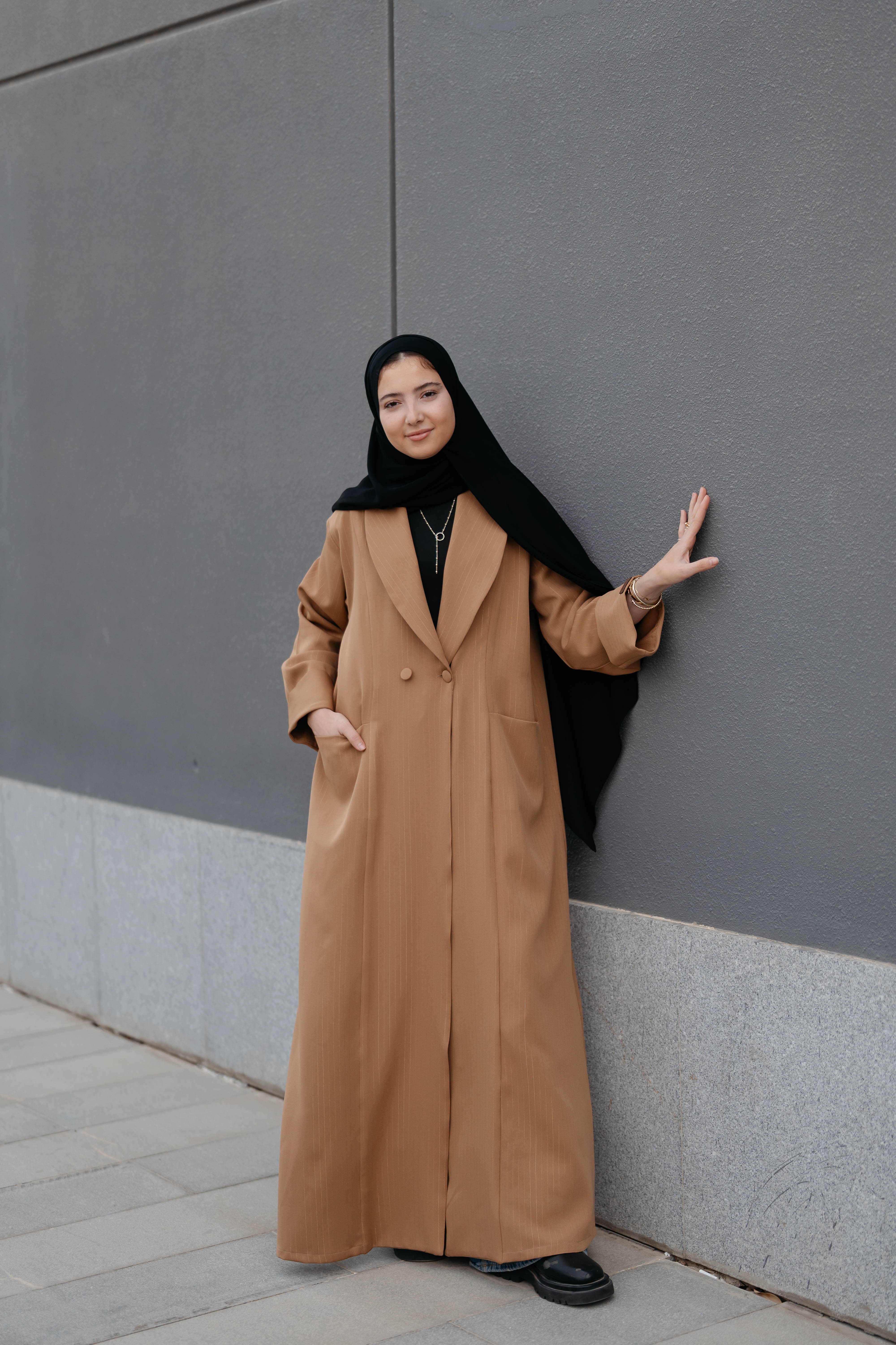Qamar Kaftan - Image 8