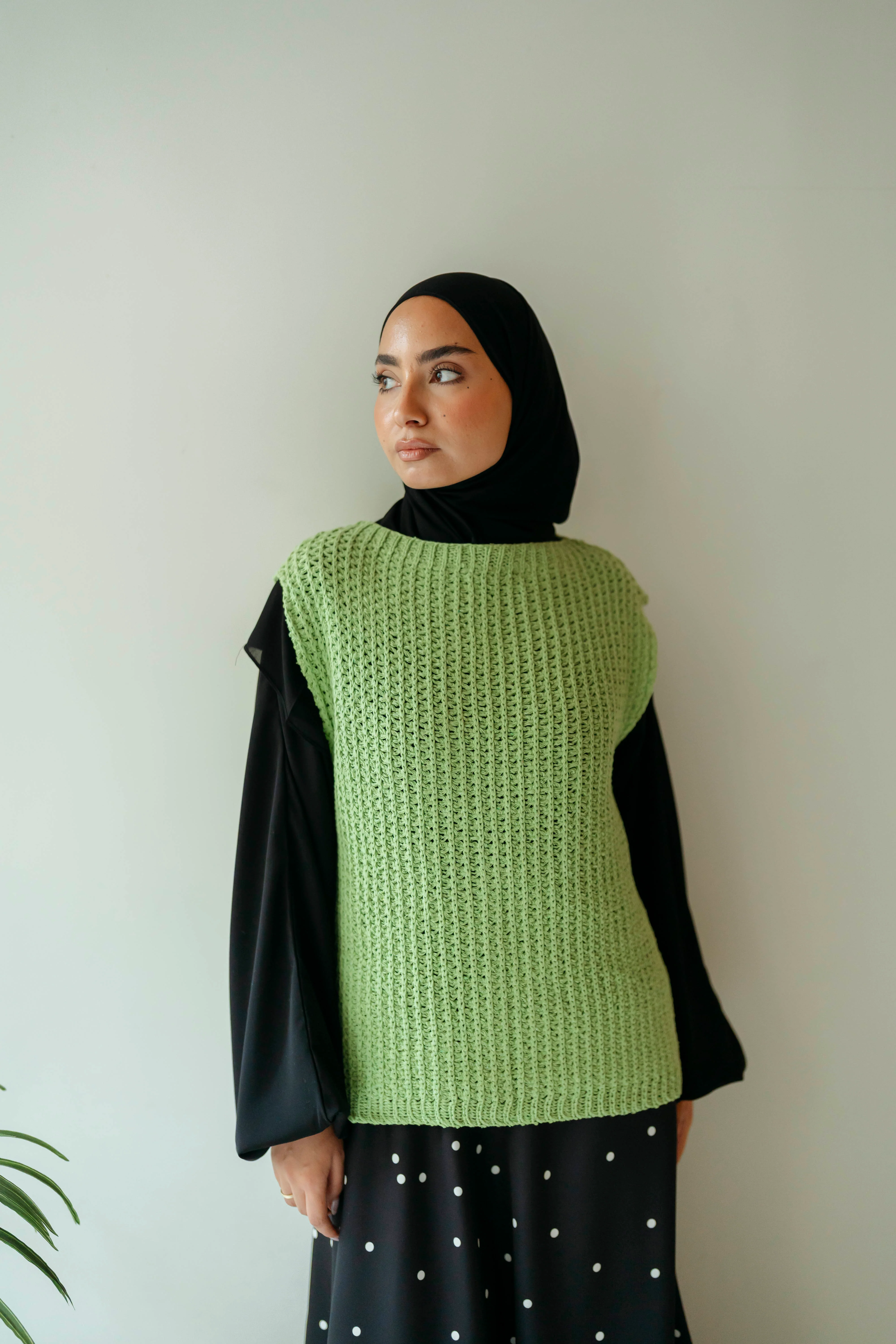 Soft line Vest - Image 11