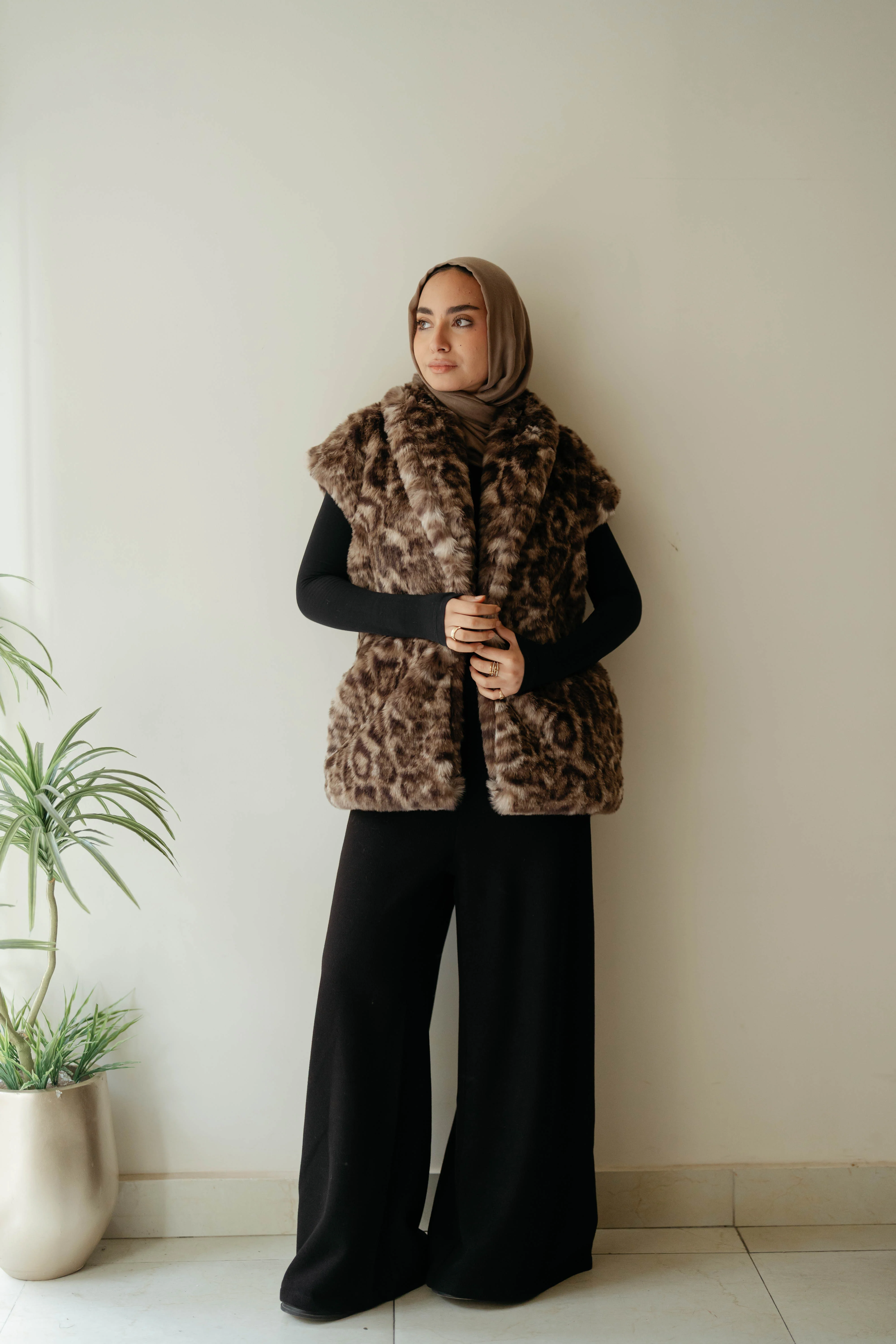 Tiger Furry Vest - Image 13