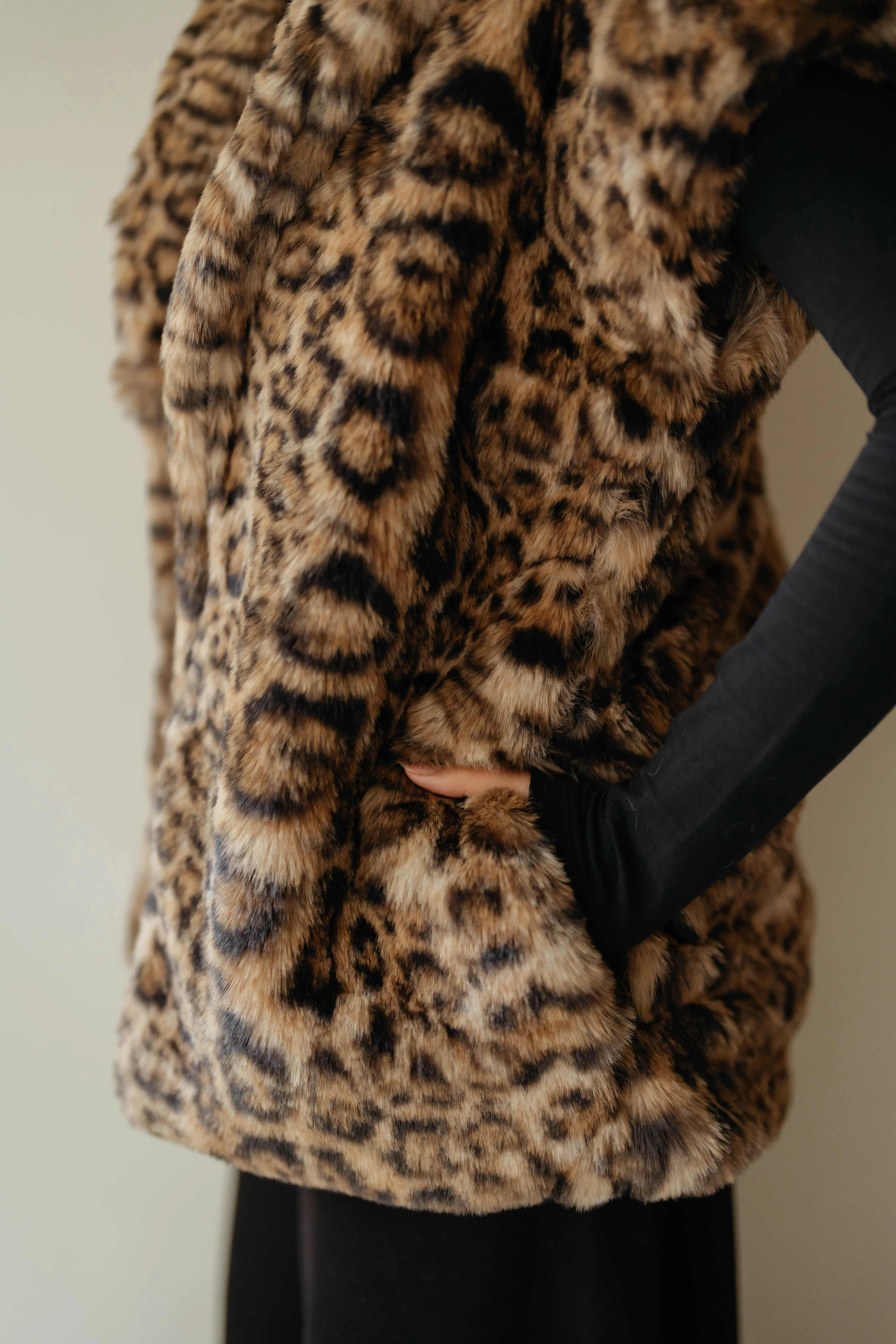 Tiger Furry Vest - Image 18