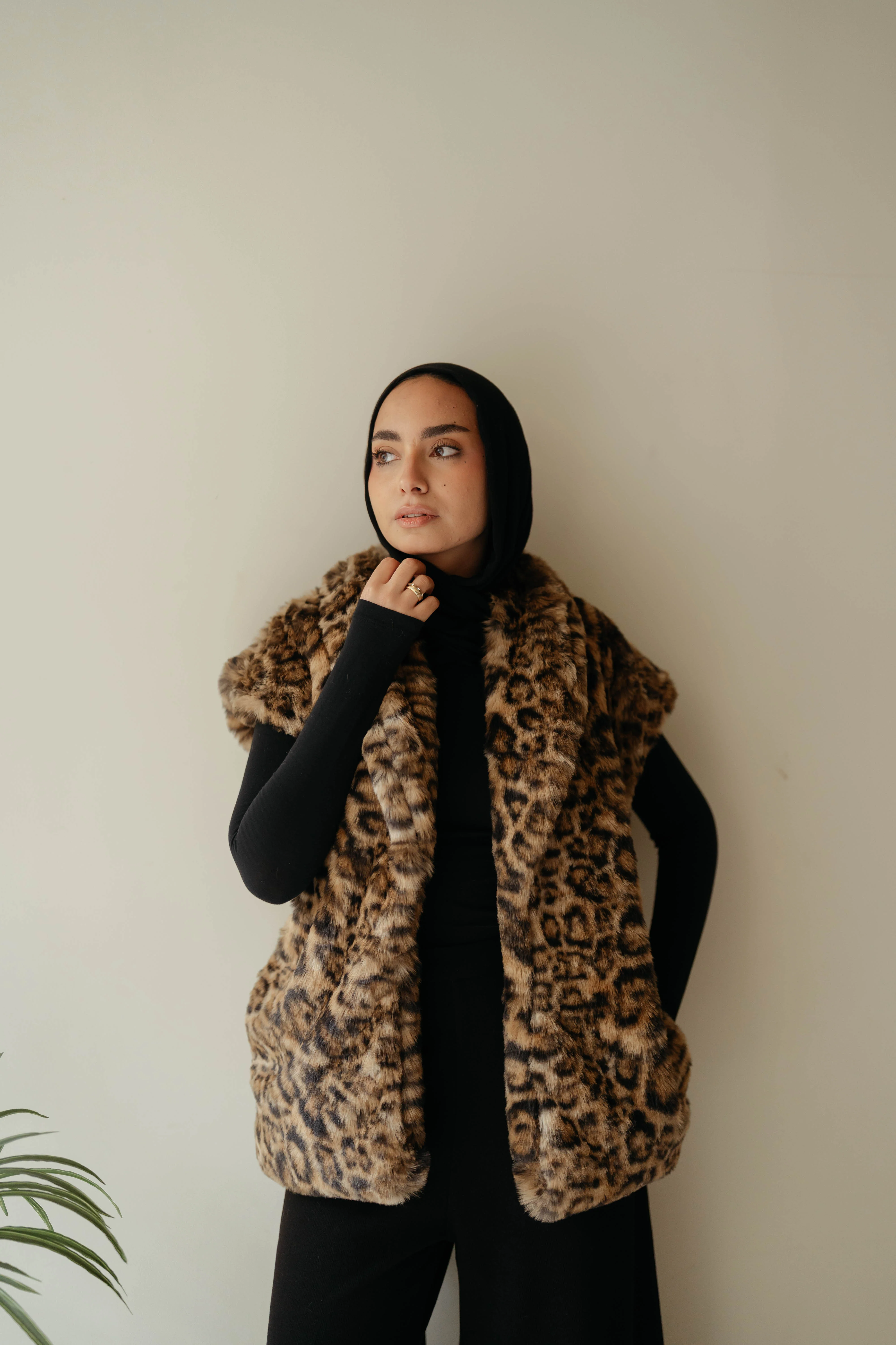 Tiger Furry Vest - Image 19