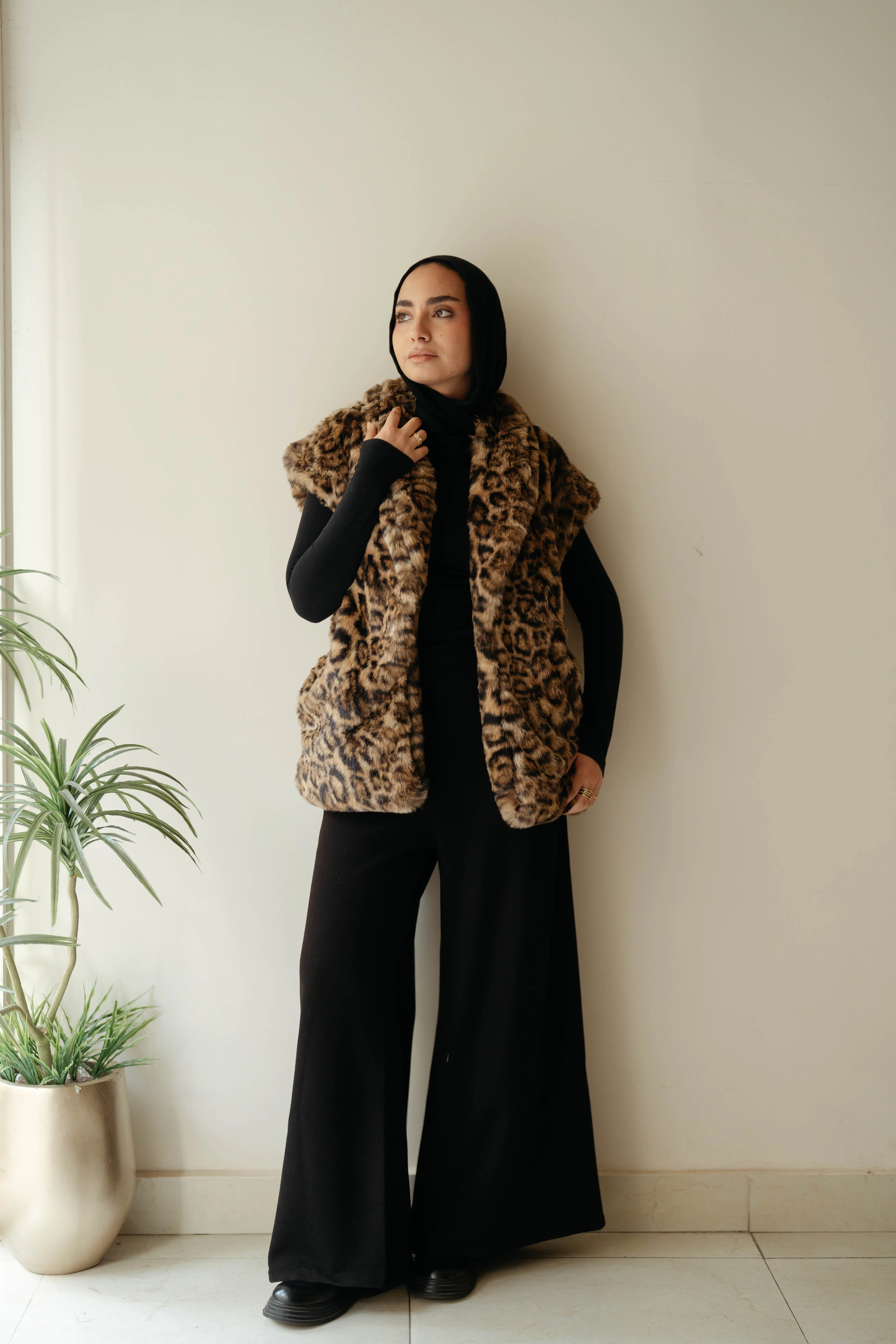 Tiger Furry Vest - Image 20