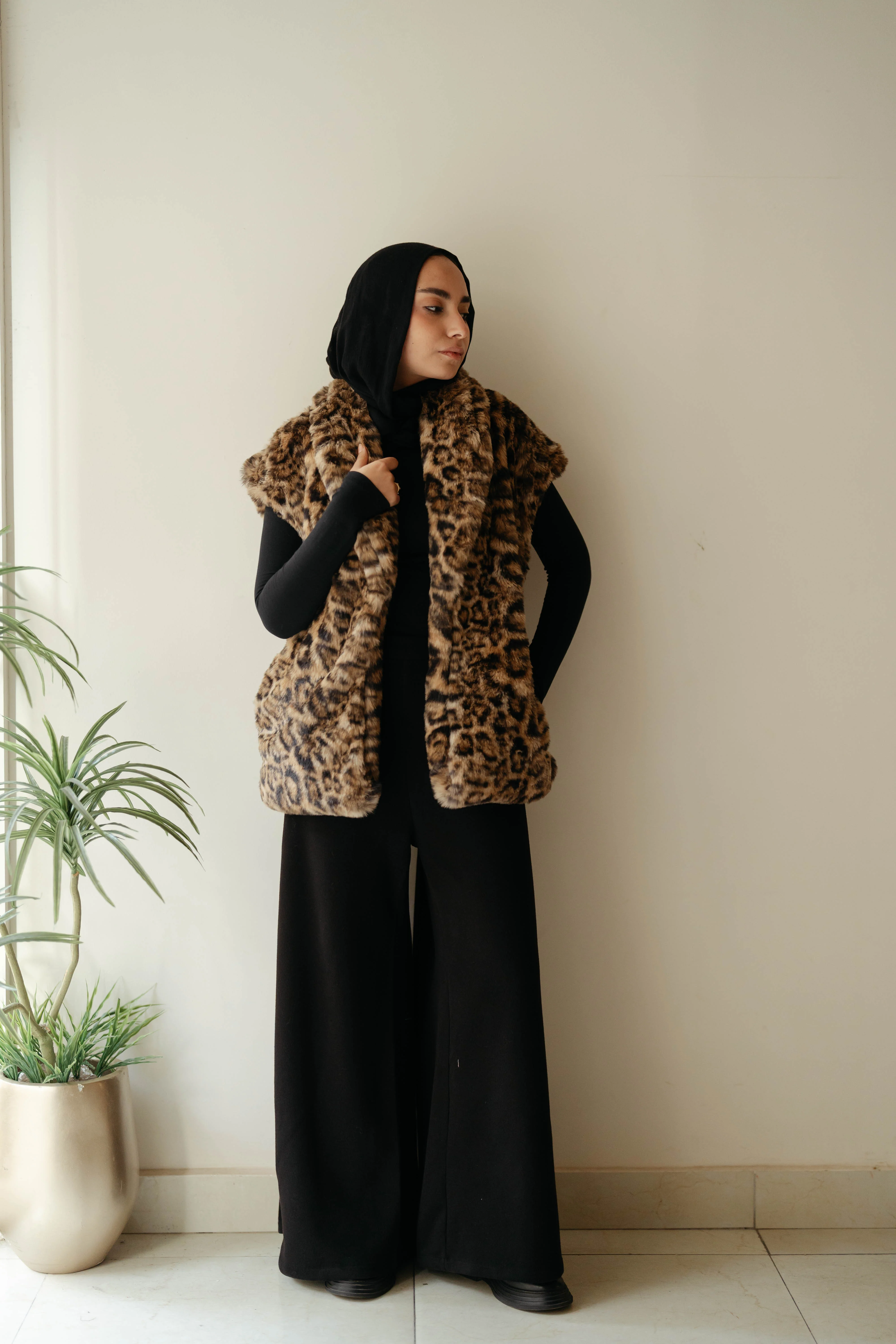 Tiger Furry Vest - Image 21
