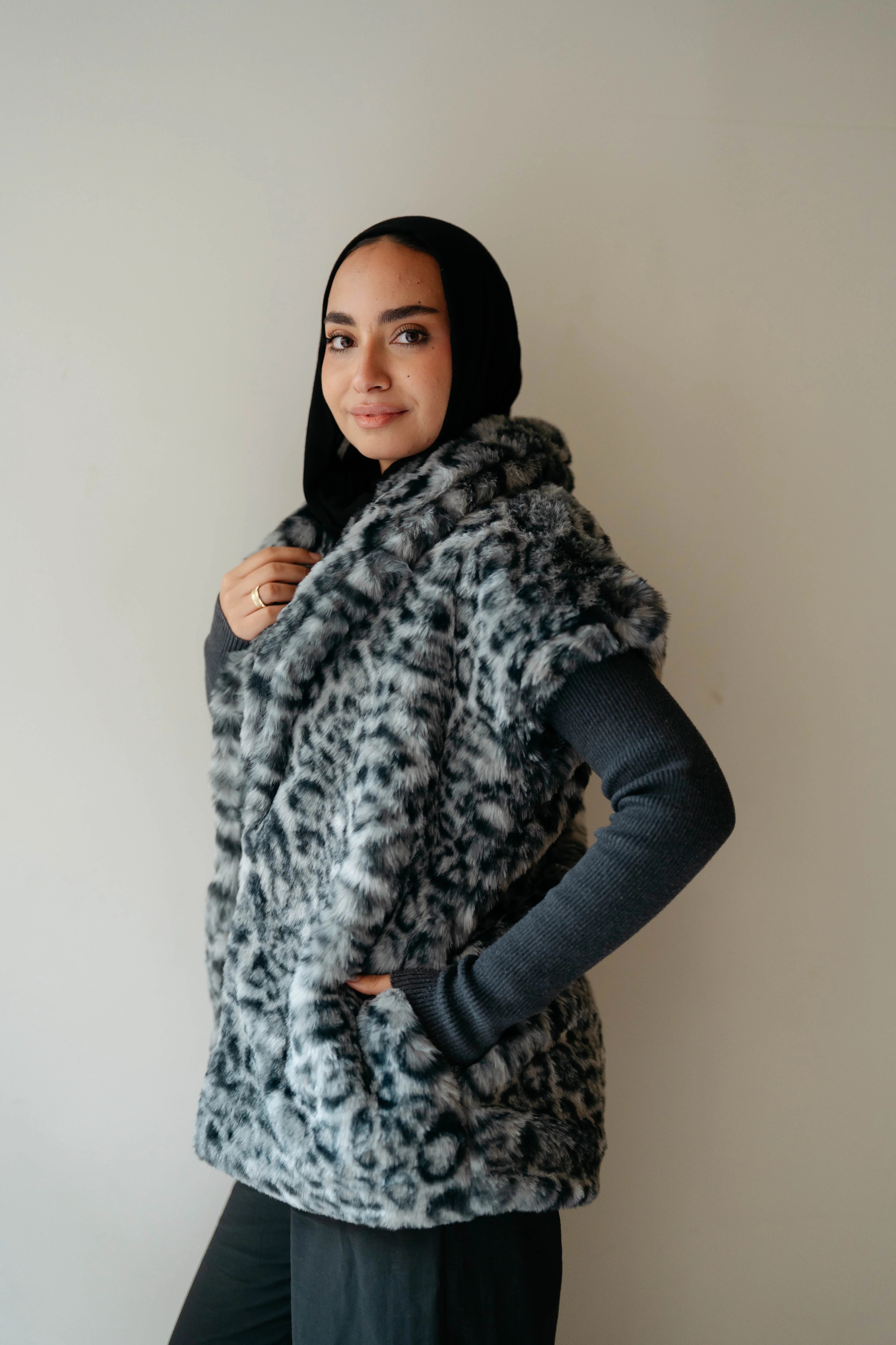 Tiger Furry Vest - Image 6
