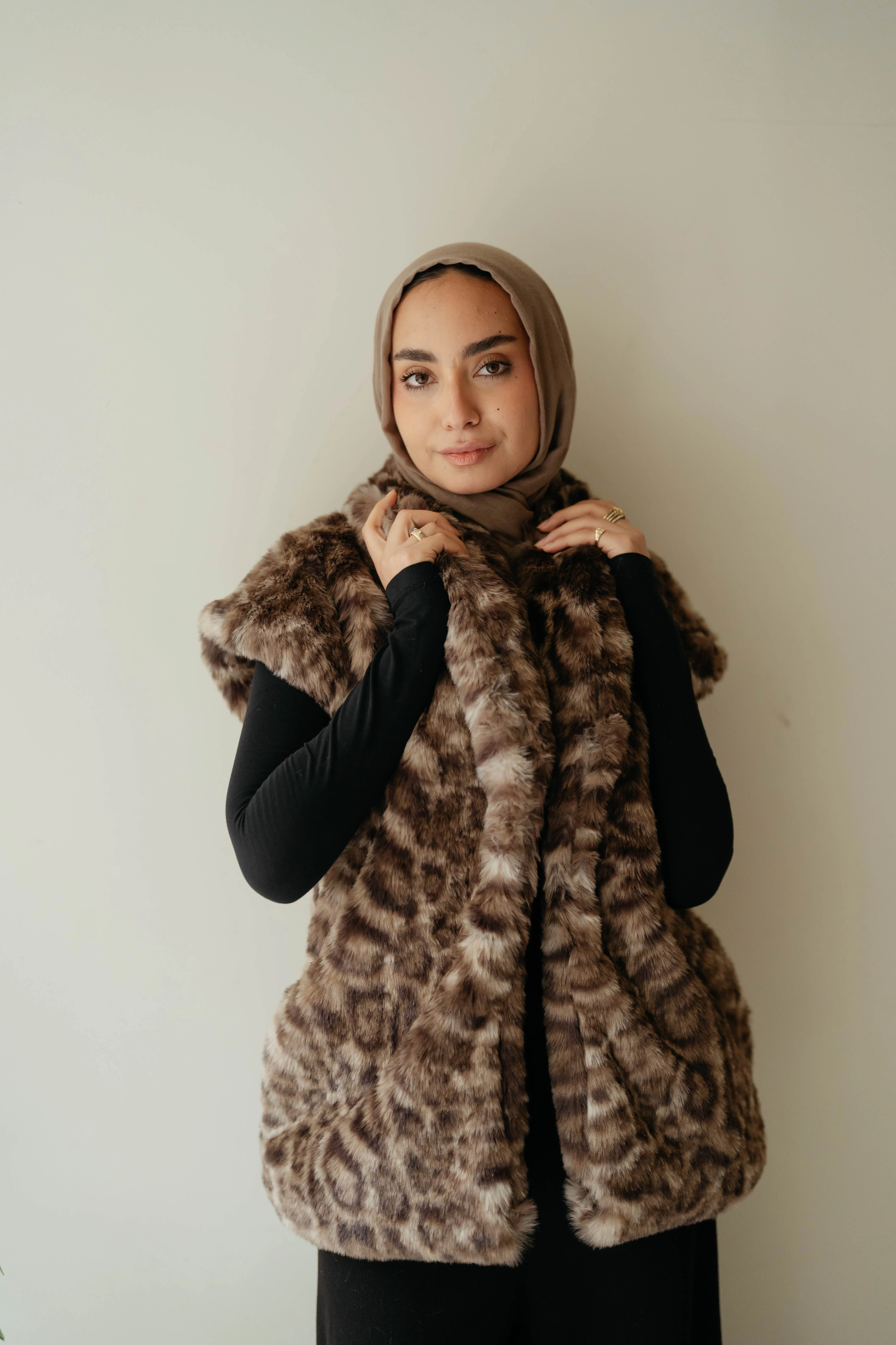 Tiger Furry Vest - Image 7