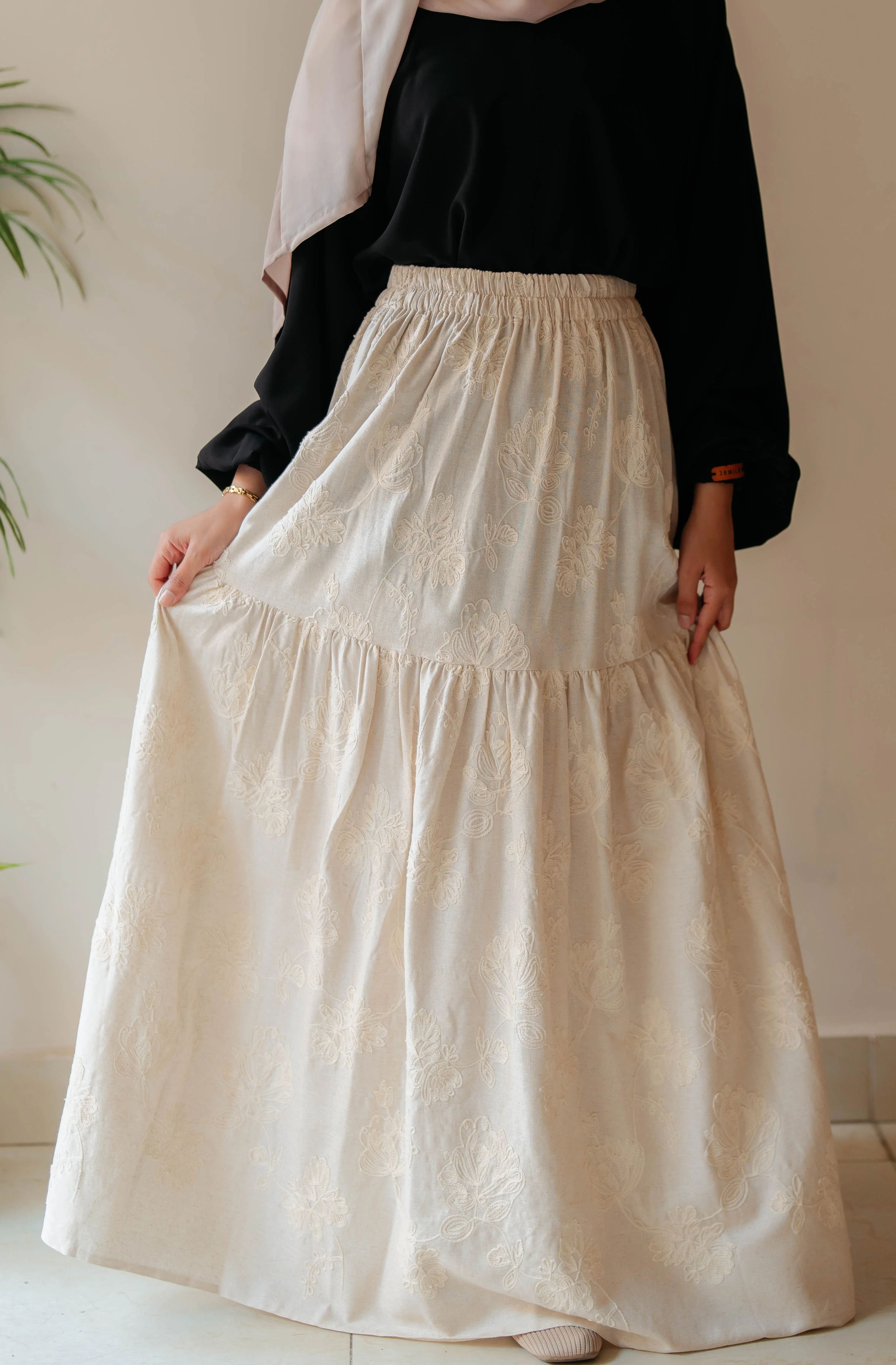 Tulin Skirt - Image 5