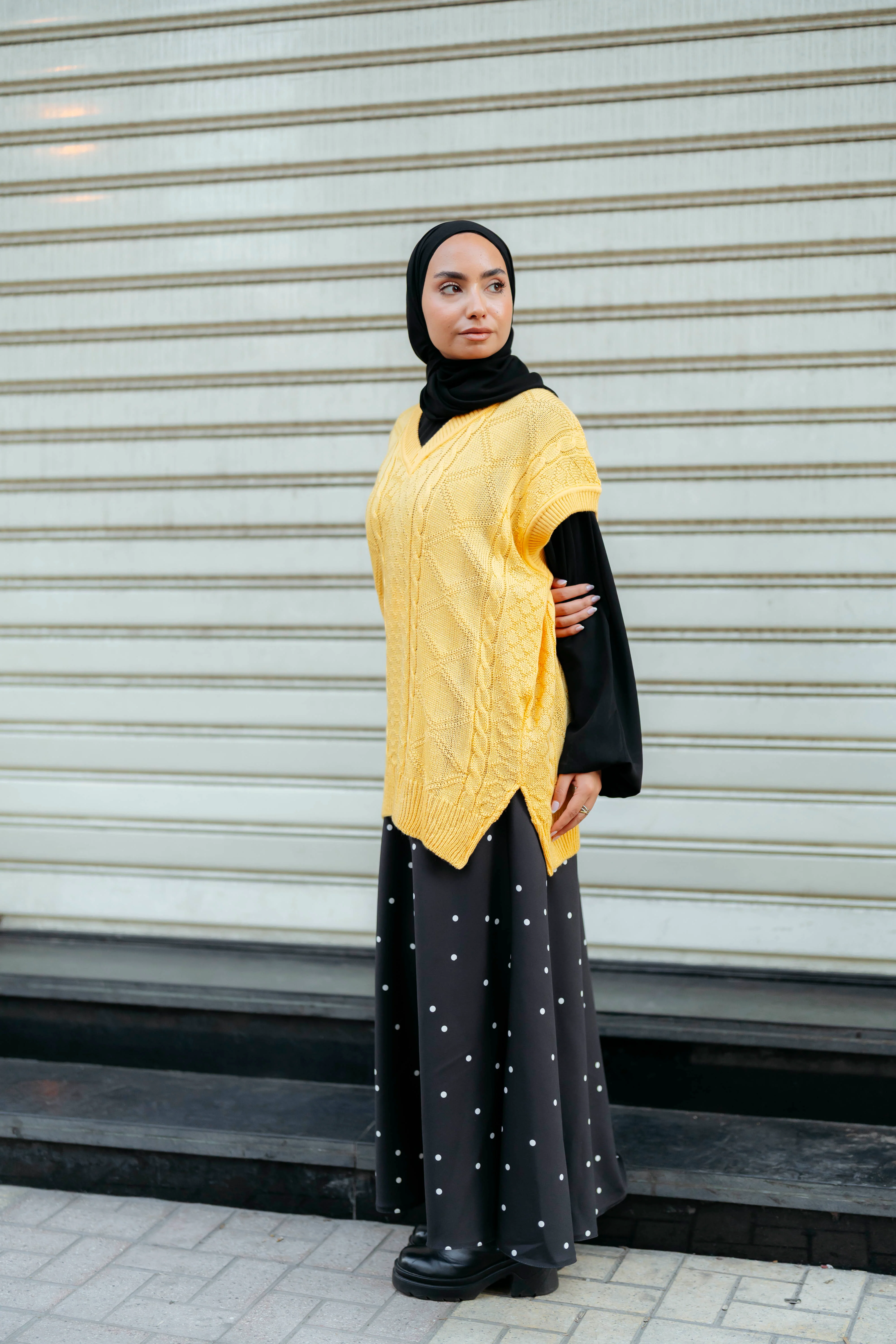 Waves Vest - Image 8